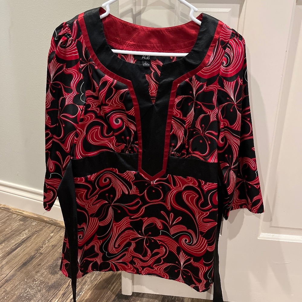 Women’s Blouse
